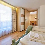 Townhouse * 萨尔巴赫