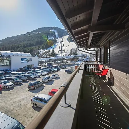 Townhouse Апартаменты *