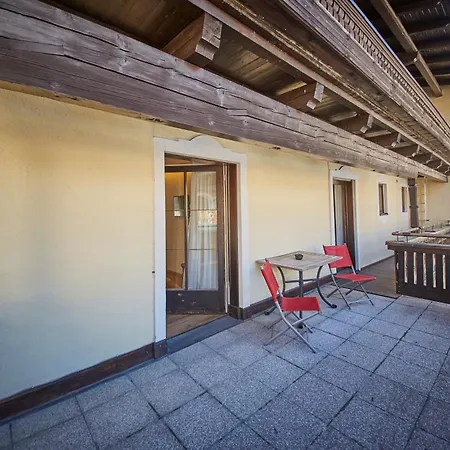 Apartment Townhouse *