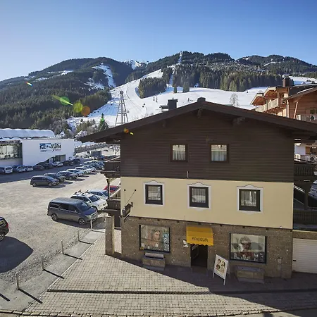 Townhouse Saalbach-Hinterglemm
